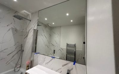 How Shower Enclosures Keep Bathrooms Clean?